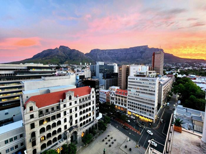 City Centre Penthouse No Load Shedding