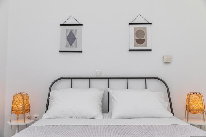 Manouks - Two Bedroom Apartment