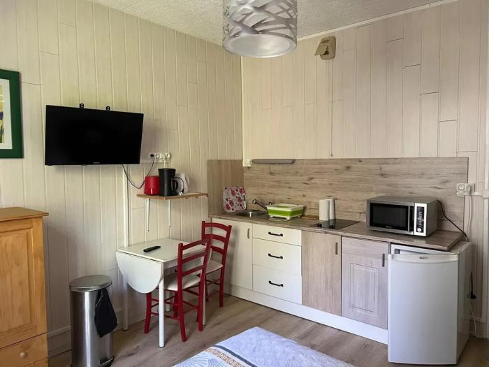 Studio moderne à Néris-les-Bains de 17 m²