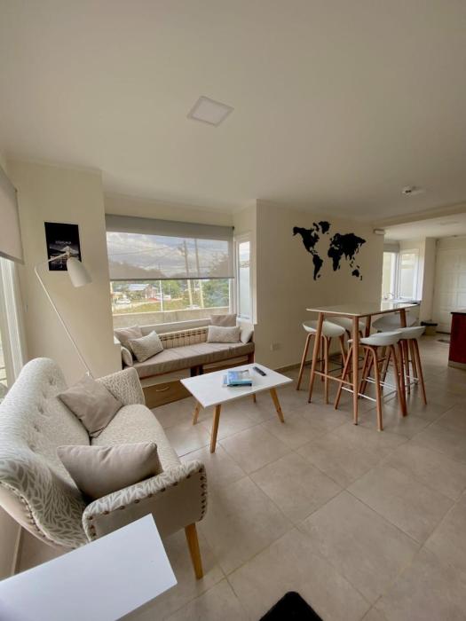 Ushuaia Anoka y Ushuaia Aparahik