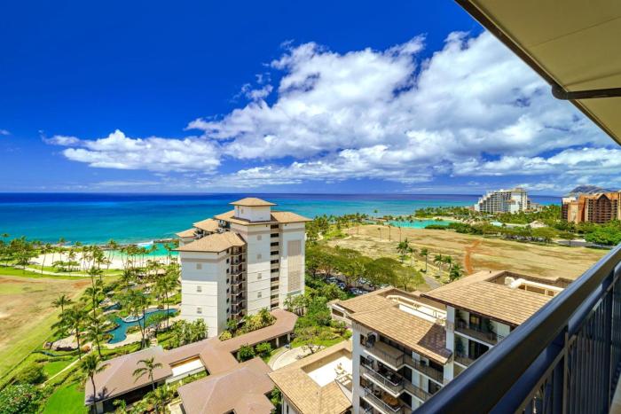 KBM Resorts FREE CAR Beach Villas at Ko Olina Ocean view 2-Bedroom Penthouse BVK-O-1604