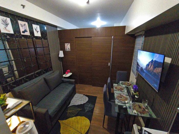 Air Residences 43rdF -By Soliel