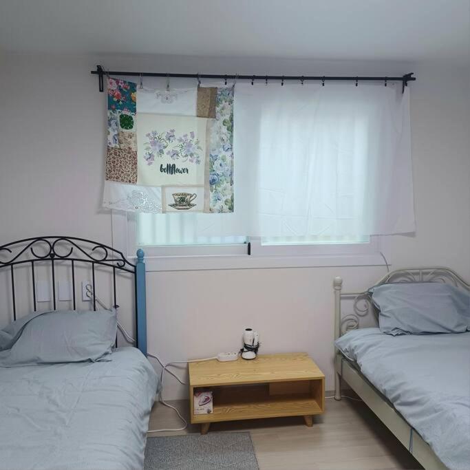 Two rooms by Gyeongbokgung