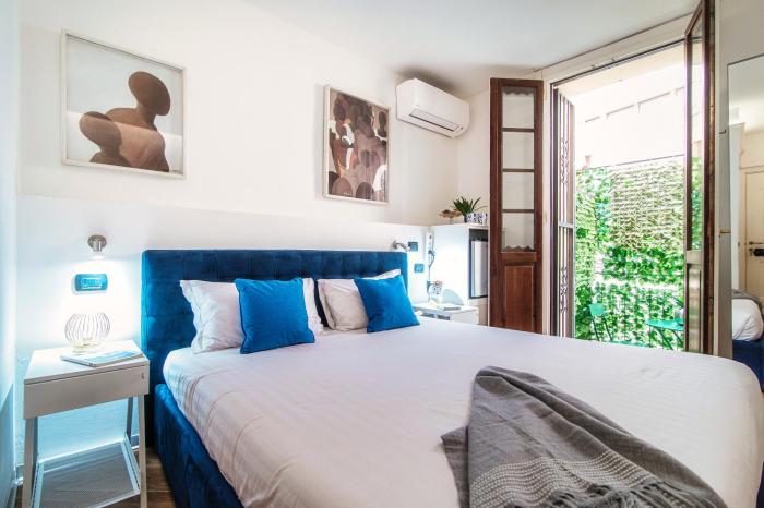 JOIVY Chic 5-bed apt near Duomo di Como