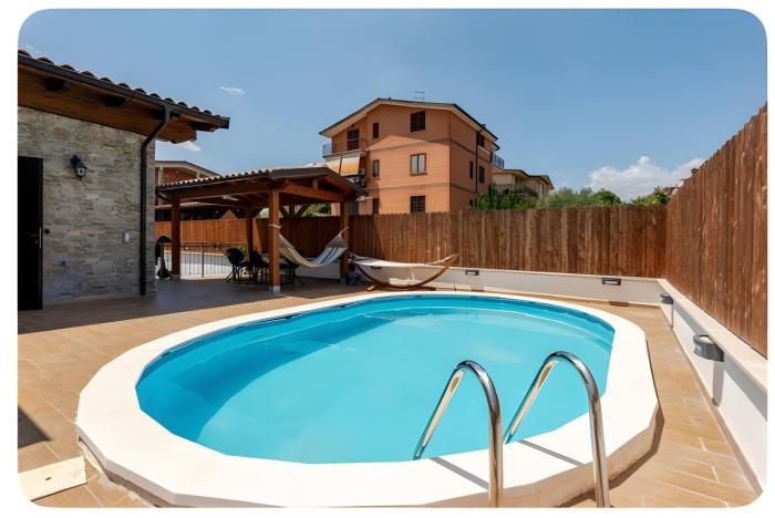 Amar Apartment with Pool