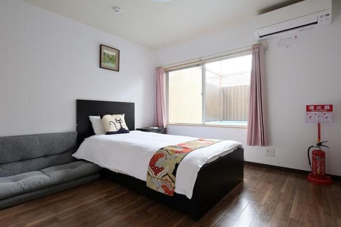 Tsuki Tsuru House 月鶴ハウス