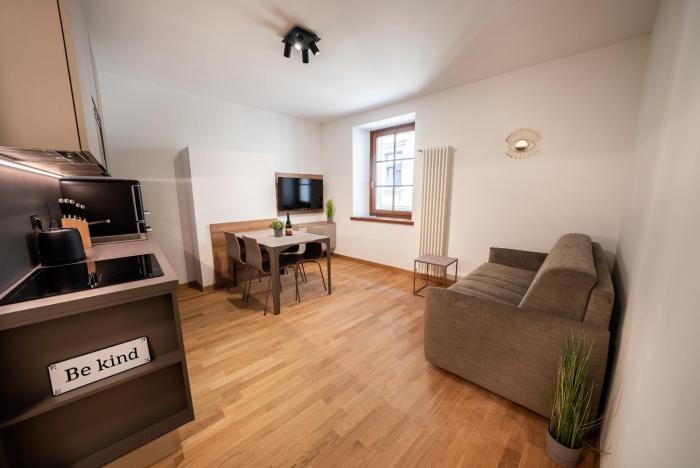 Central Living 1