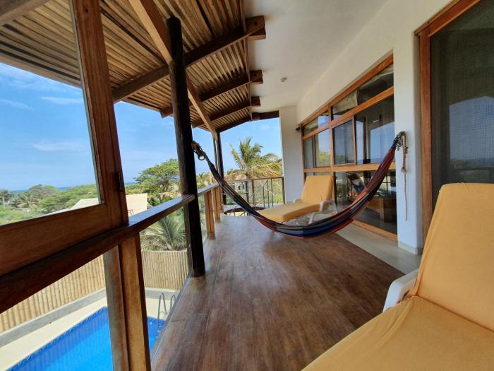 Casa El Maestro, Los Delfines, Vichayito, Peru