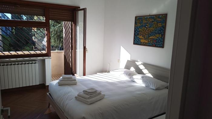 Appartamento moderno con vista sul verde 2 fermate da San Pietro