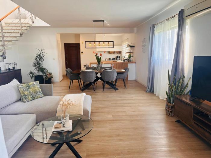 Modern Villa in Grand Bay - Short Walk to Beach