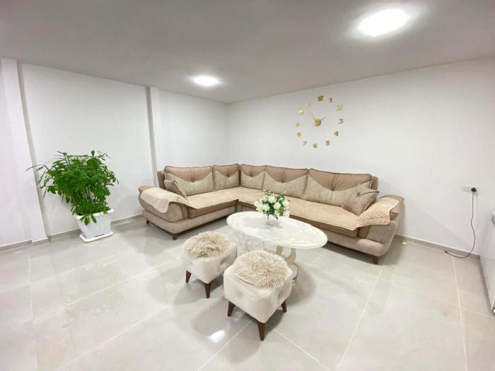 Duplex on Lliberty Square