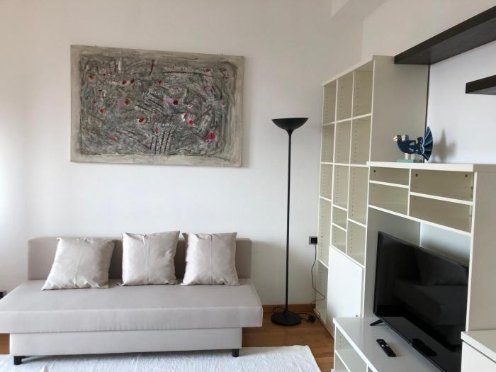 Bright Flat - Fashion & Design District