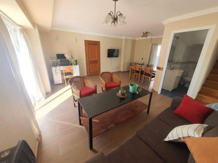 Duplex amplio y luminoso frente al Parque Cívico