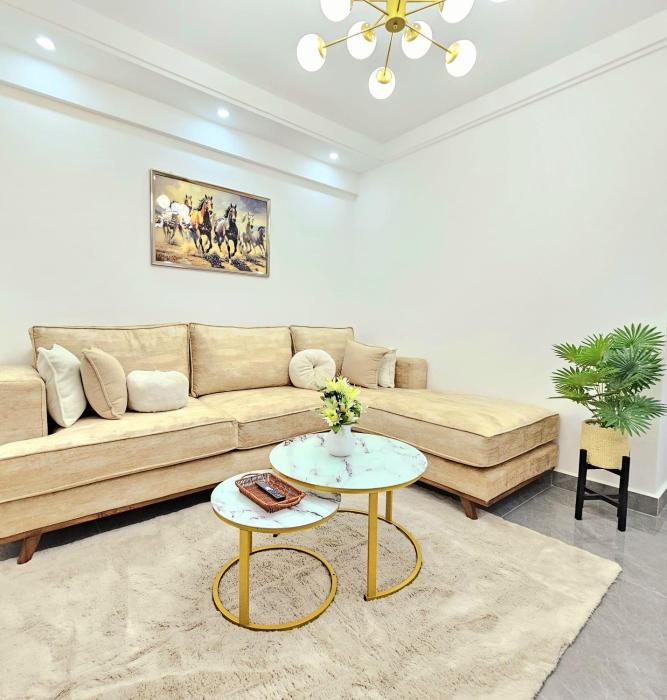 Chic 1-Bedroom at Riverside Drive! Bs modern comforts