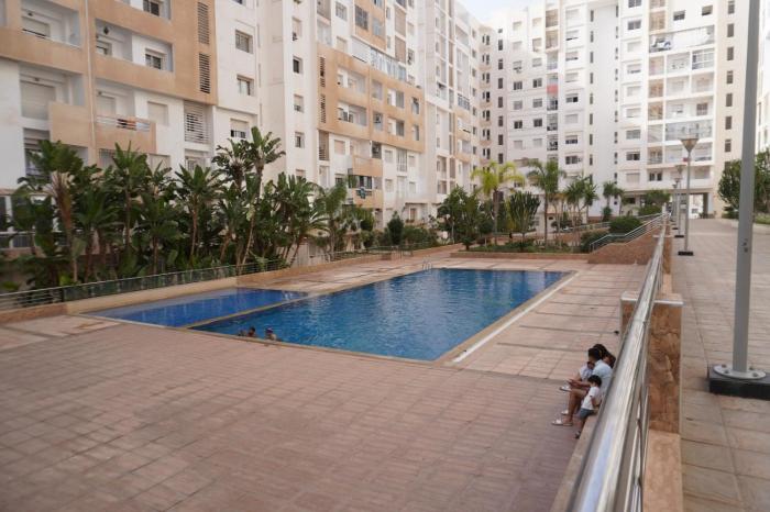 Appartement Bien Situé avec Piscine à Agadir