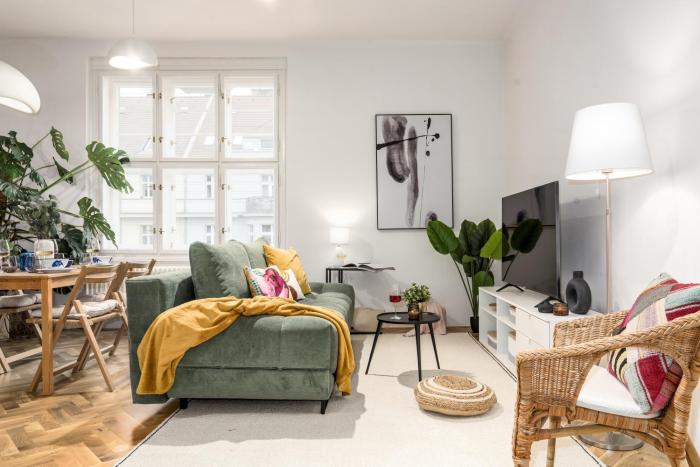 Prague Days - Balcony - Workplace - Great Vibe