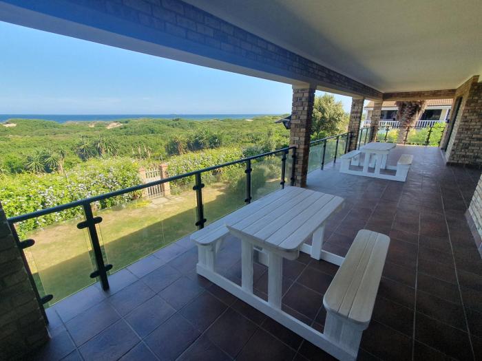 36 Steps to Beach Sand