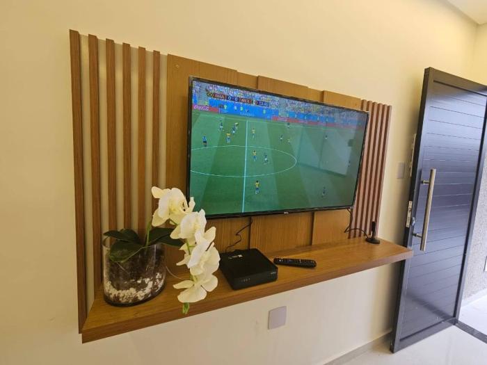 Triplex 3 dormitórios 200m praia