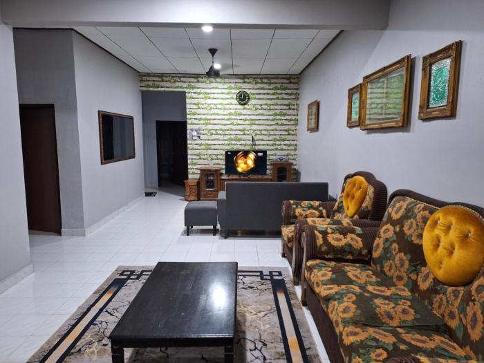 Merak Homestay