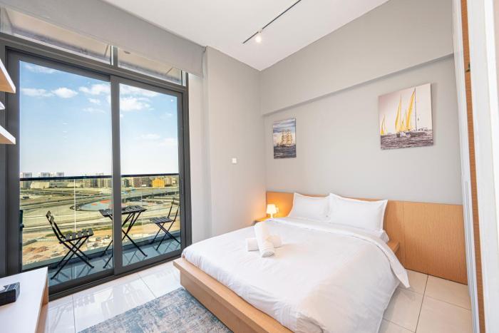 Luxury Studio in Dubailand - Central