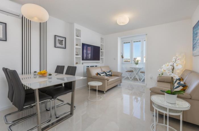 Apartment Sky, free private parking