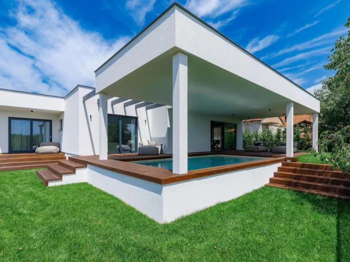 Holiday House with Pool Casa Lavanda