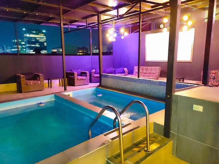 3 BDRM Penthouse with Rooftop Pool And Jacuzzi At Poblado