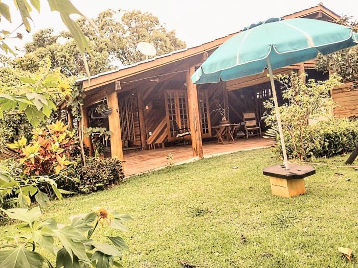 Sonho de Casa Colonial no caminho da Barra Ibiraquera