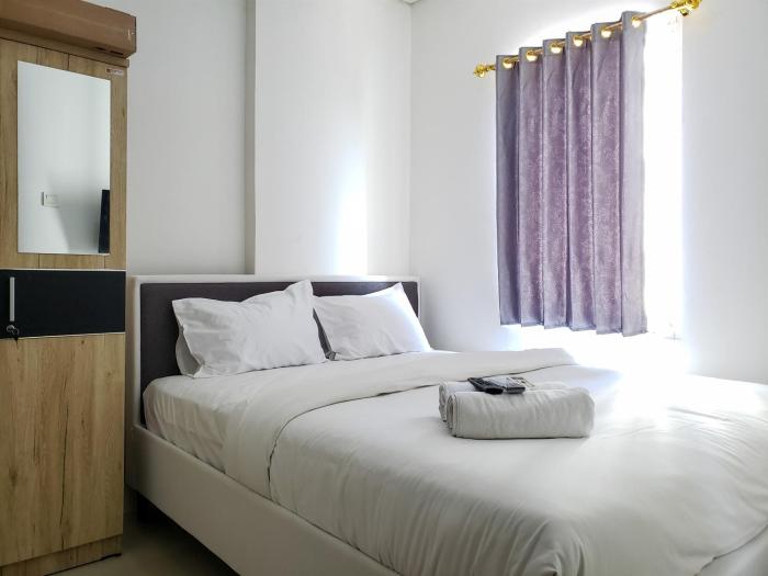 Elegant and Comfy 1BR Apartment at Northland Ancol By Travelio
