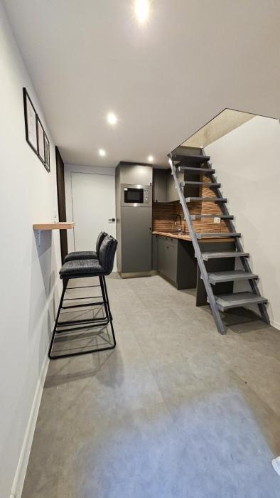 New studio apartment on Andrassy Street!