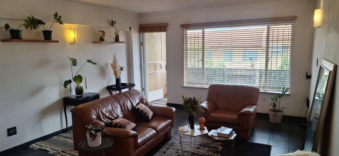 Chic & Cozy 2-Bedroom Retreat