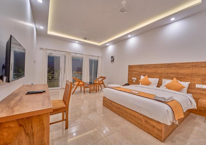 Ice Mist Pool Resort Munnar By VOYE HOMES