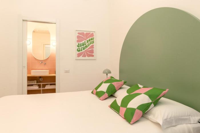 Ravebility - self check-in