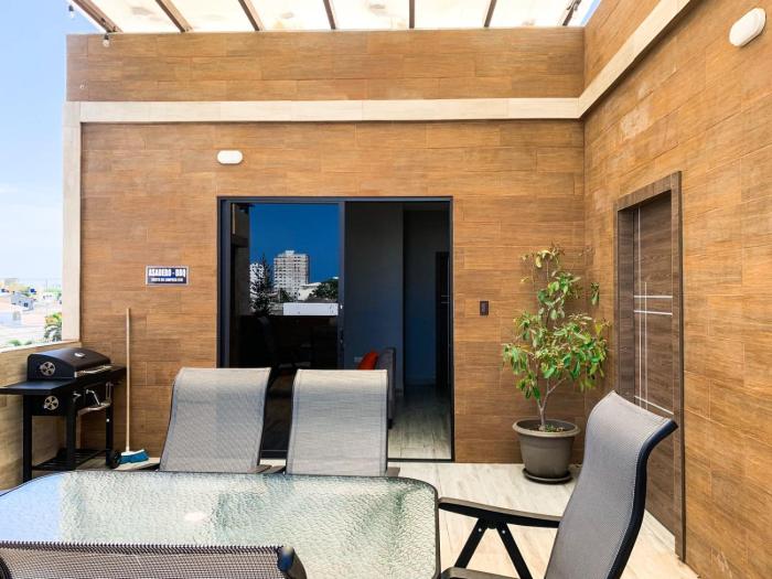 Departamento con balcón privado