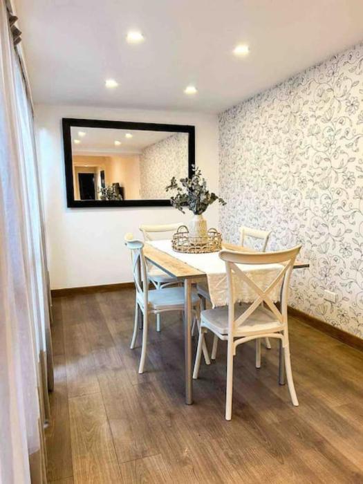 Amplio departamento con patio - Bonavista Rentals