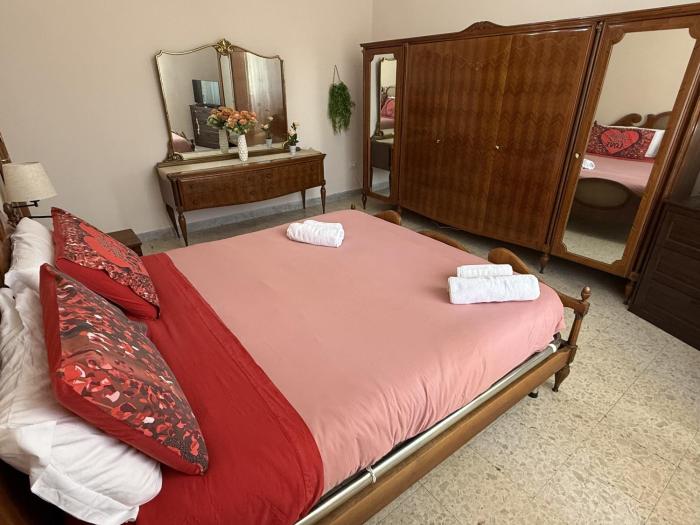 STAY IN NAPLES - Lovely apartment near the airport