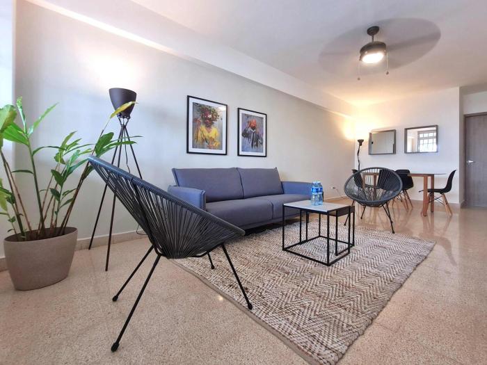 Bright 2BR Apartments on Vía España