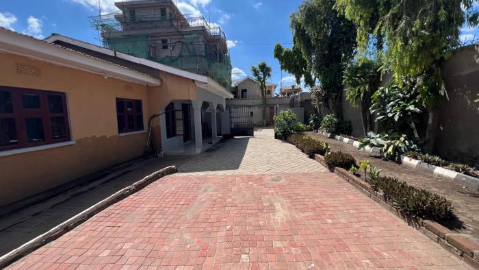 Amani House - Bed and Breakfast