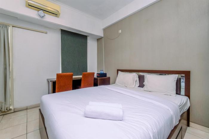 Relaxing Studio Apartment at Margonda Residence 2 near UI By Travelio