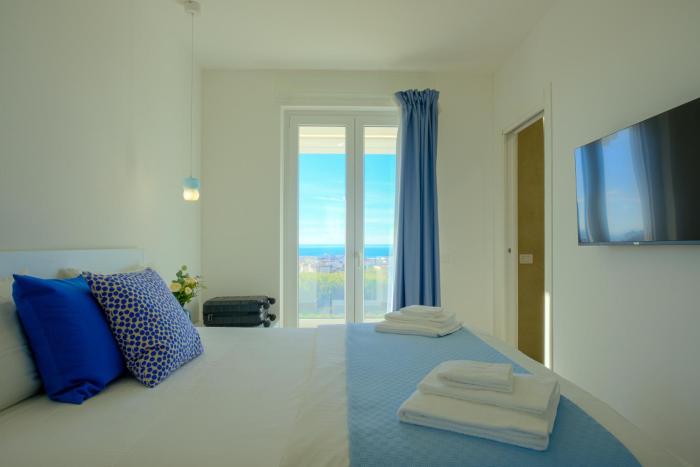 IRIS Rooms & Apartments