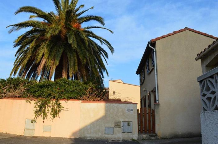 Maison 4 pièces mezzanine 6 couchages ST CYPRIEN PLAGE SC000-008