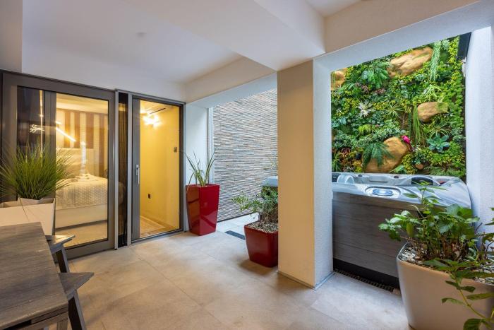 Extravagantes Apartment mit Whirlpool, Lounge-Bereich, Grill, Waschmaschine