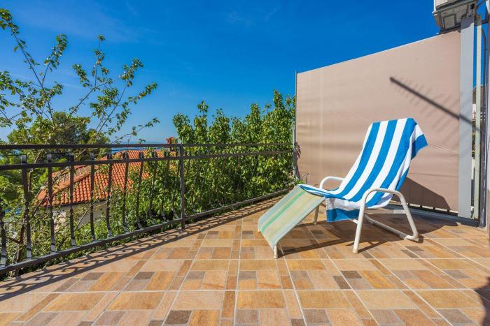 Hundefreundliches Apartment nur 150 Meter zum Strand mit Meerblick, BBQ, WiFi