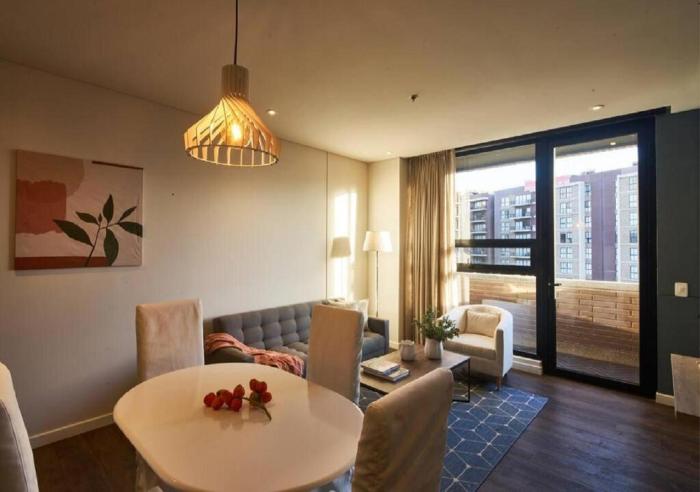 Caluce Apt 4A by Letoh