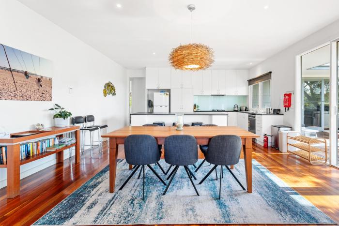 Menzies Backbeach Retreat by ReadyStay