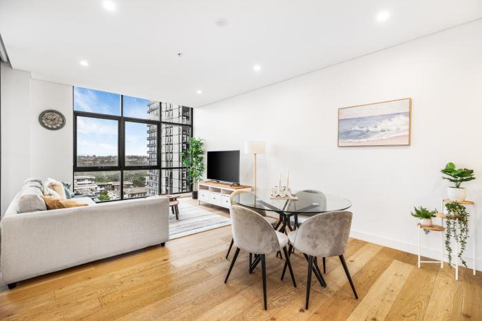 Your Luxury Weekend Getaway in Wentworth Point