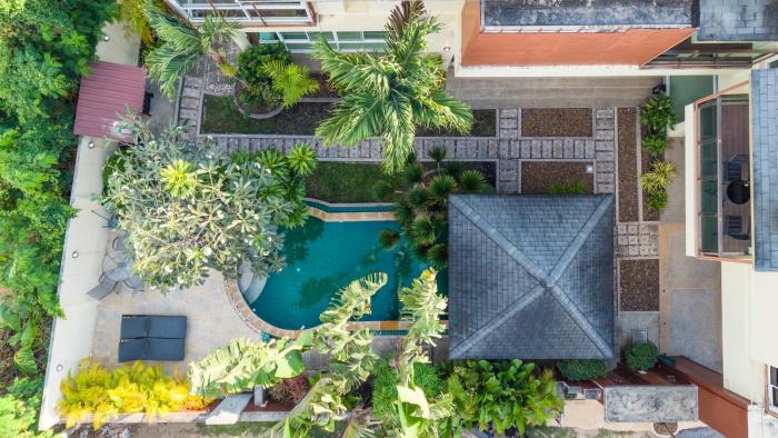 V153 Ultimate Tropical Getaway with Private Pool