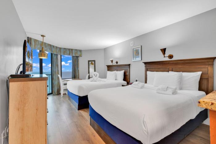 Oceanfront Strand Studio