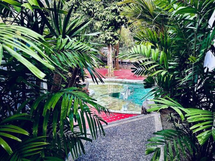 Cheerful Mezzanine 1 in Pererenan Canggu Bali, I Feel Good Villa 1