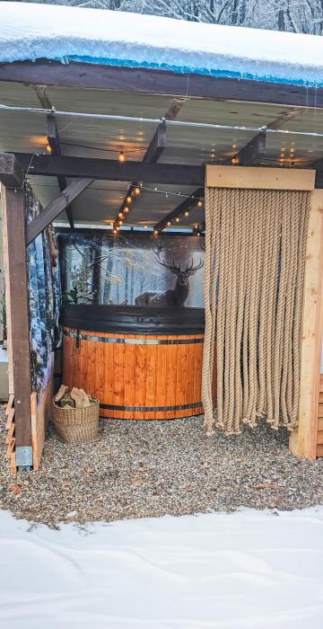 Holiday Home Small Vegas- JACUZZI AND GARTEN FOR EXCLUSIVE USE